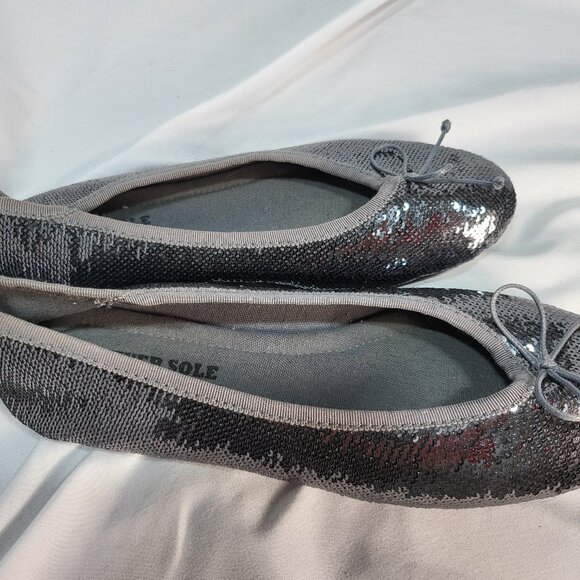 Fever Sole Sparkle Memory Foam Cushioned Shiny Ballet Flats Pewter Size 7.5 - Picture 1 of 8
